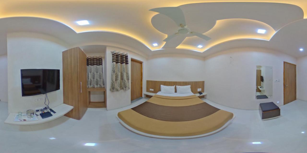 Hotel Ramkrishna Inn Kolhapur Exterior foto